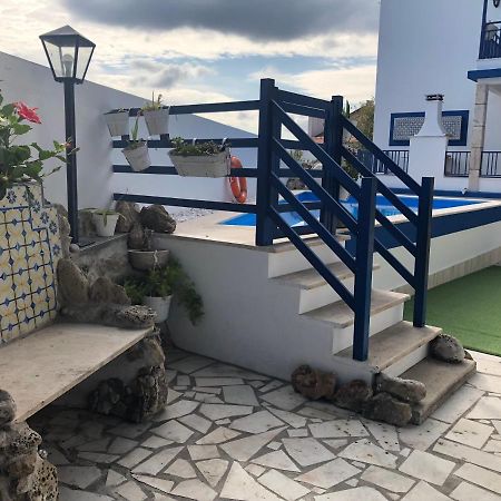 סאו מרטיניו דו פורטו Villa Praia מראה חיצוני תמונה