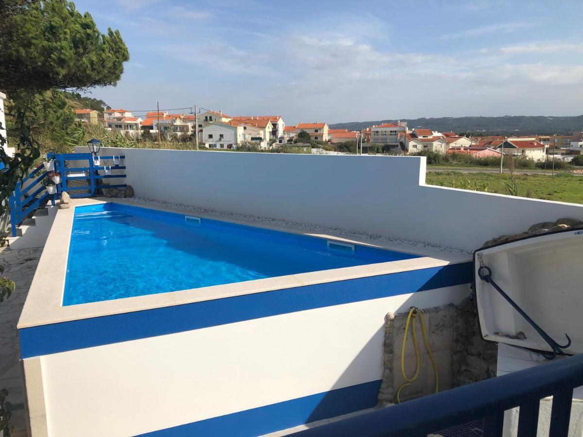 סאו מרטיניו דו פורטו Villa Praia מראה חיצוני תמונה